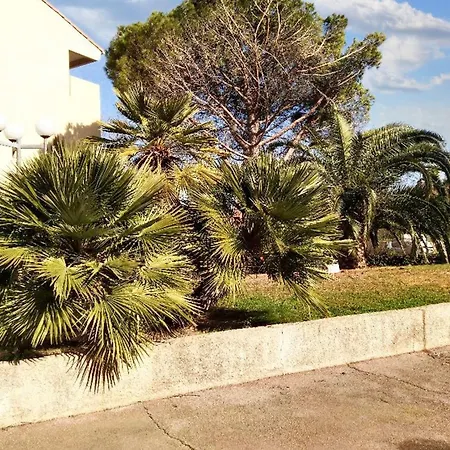 Apartment Accueillant Au Coeur De 25 M² Piscine Partagee Frejus