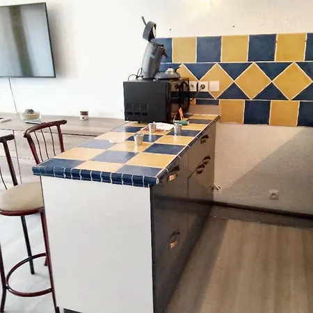 Accueillant Au Coeur De 25 M² Piscine Partagee *