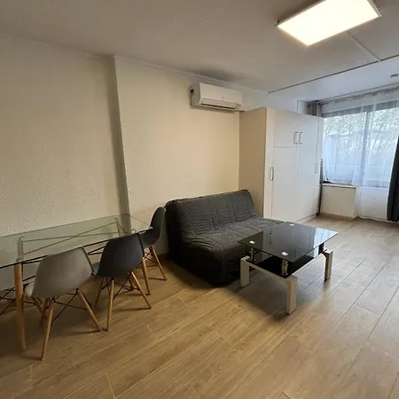 Accueillant Au Coeur De 25 M² Piscine Partagee Apartment Frejus