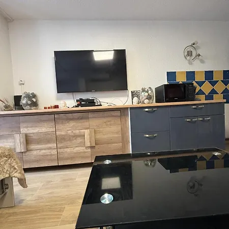 Accueillant Au Coeur De 25 M² Piscine Partagee * Frejus
