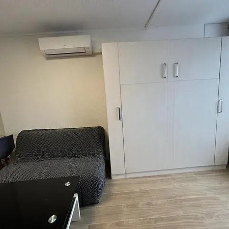Accueillant Au Coeur De 25 M² Piscine Partagee Frejus